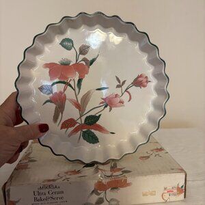 NEW MIKASA Ultra Ceram Bake&Serve UP00 9" Silk Flowers Japan - with box